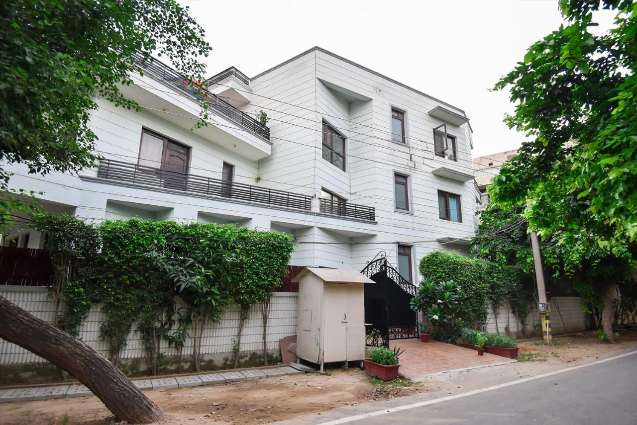 Studio Serviced Apartments Near Fortis Hospital Gurgaon Exteriör bild