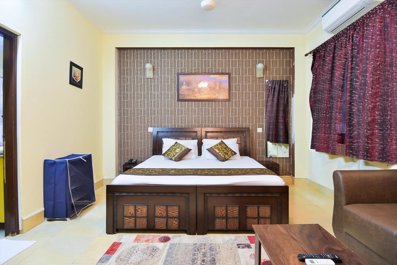 Studio Serviced Apartments Near Fortis Hospital Gurgaon Exteriör bild