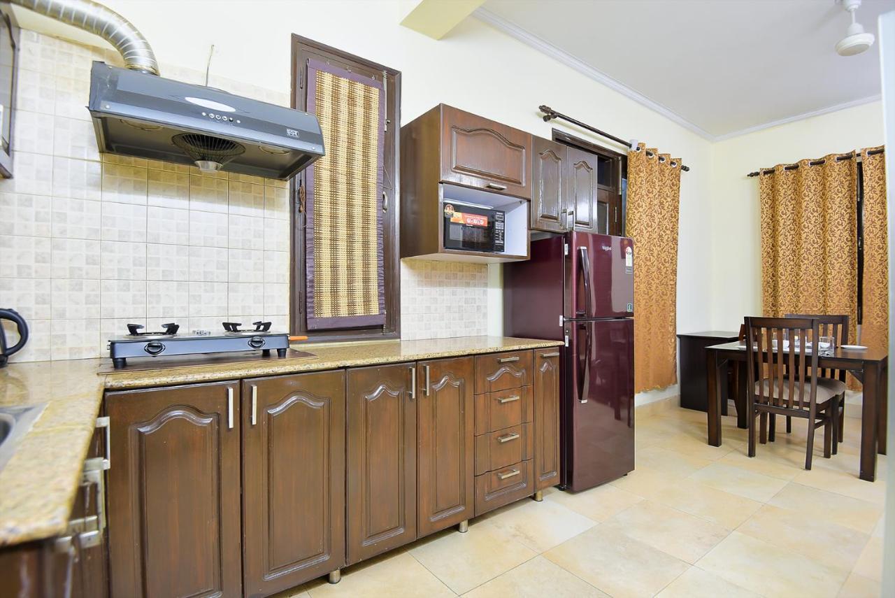 Studio Serviced Apartments Near Fortis Hospital Gurgaon Exteriör bild