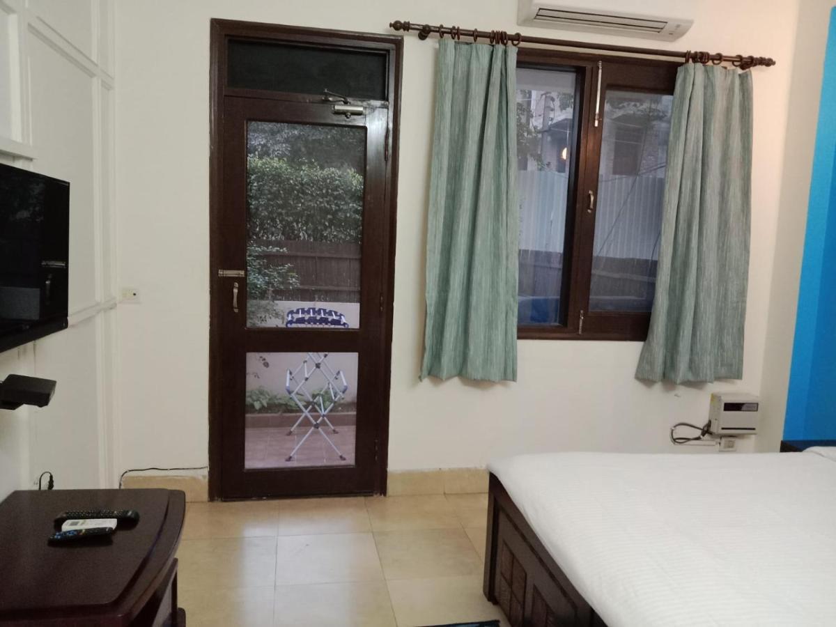 Studio Serviced Apartments Near Fortis Hospital Gurgaon Exteriör bild