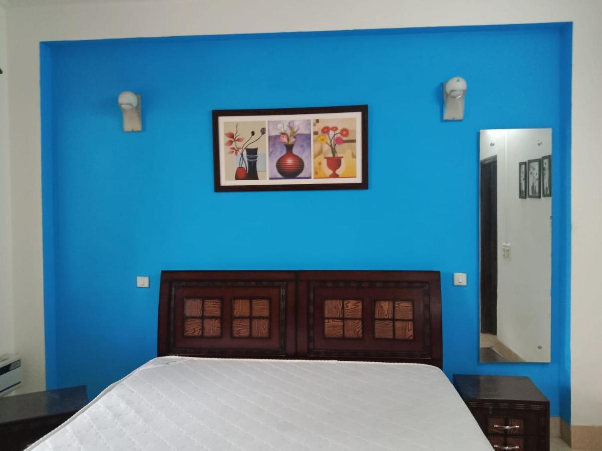 Studio Serviced Apartments Near Fortis Hospital Gurgaon Exteriör bild