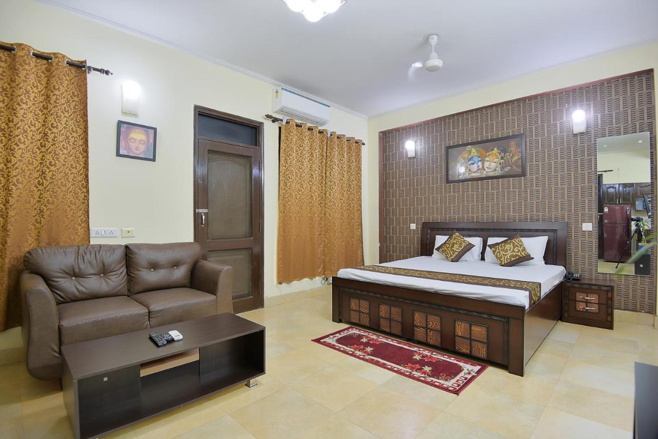Studio Serviced Apartments Near Fortis Hospital Gurgaon Exteriör bild